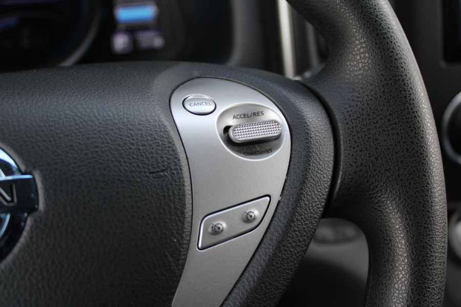 Nissan E-NV200 Visia 40 kWh 109pk - Inbouwkast - Keyless - Carplay - Android - Trekhaak - Camera - Rijklaar
