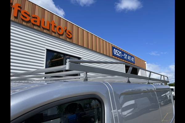 Renault Trafic 2.0 dCi 120pk T29 L2H1 Work Edition / euro 6 / bpm vrij / vaste prijs rijklaar € 20.950 ex / lease vanaf € 342 / airco / cruise / navigatie / trekhaak / imperial / ingerichte laadruimte