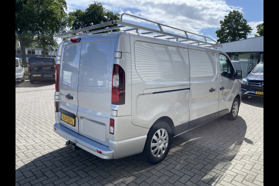 Renault Trafic 2.0 dCi 120pk T29 L2H1 Work Edition / euro 6 / bpm vrij / vaste prijs rijklaar € 20.950 ex / lease vanaf € 342 / airco / cruise / navigatie / trekhaak / imperial / ingerichte laadruimte