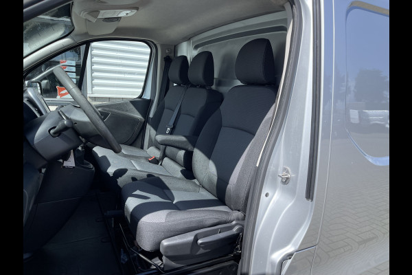 Renault Trafic 2.0 dCi 120pk T29 L2H1 Work Edition / euro 6 / bpm vrij / vaste prijs rijklaar € 20.950 ex / lease vanaf € 342 / airco / cruise / navigatie / trekhaak / imperial / ingerichte laadruimte