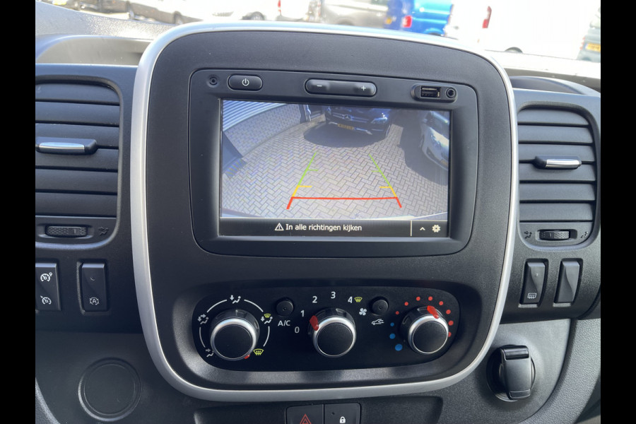 Renault Trafic 2.0 dCi 120pk T29 L2H1 Work Edition / euro 6 / bpm vrij / vaste prijs rijklaar € 20.950 ex / lease vanaf € 342 / airco / cruise / navigatie / trekhaak / imperial / ingerichte laadruimte