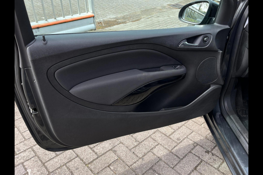 Opel ADAM 1.4 Glam PDC / STUUR & STOELVERWARMING / CLIMATE CONTROL / CRUISE / TELEFOONVOORBEREIDING