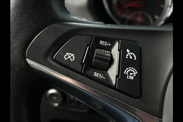 Opel ADAM 1.4 Glam PDC / STUUR & STOELVERWARMING / CLIMATE CONTROL / CRUISE / TELEFOONVOORBEREIDING