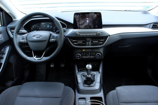 Ford FOCUS Wagon 1.5 EcoBoost Titanium PANO B&O CARPLAY HUD '19