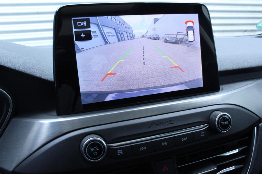 Ford FOCUS Wagon 1.5 EcoBoost Titanium PANO B&O CARPLAY HUD '19