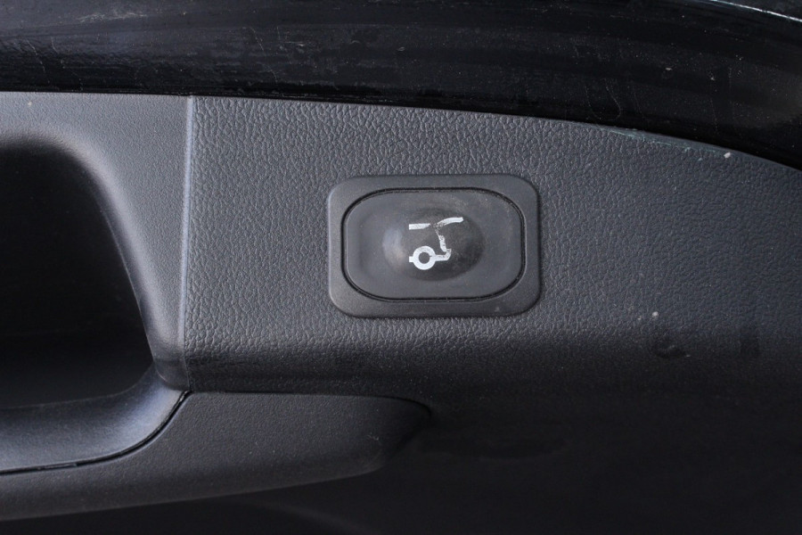 Ford FOCUS Wagon 1.5 EcoBoost Titanium PANO B&O CARPLAY HUD '19