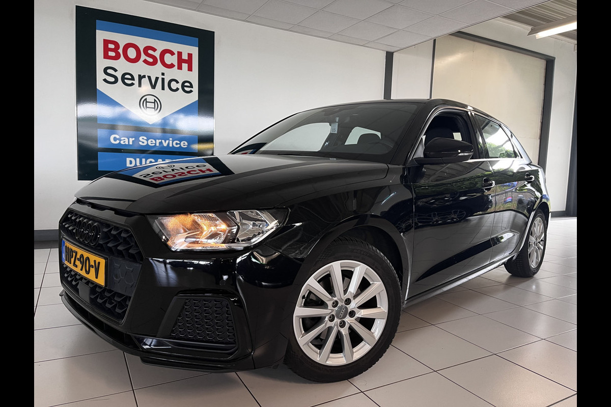 Audi A1 Sportback 30 TFSI DAB, Navigatie Full Map, Voorstoelen Verwarmd Audi A1 Sportback 30 TFSI DAB, Navigatie Full Map, Voorstoelen Verwarmd