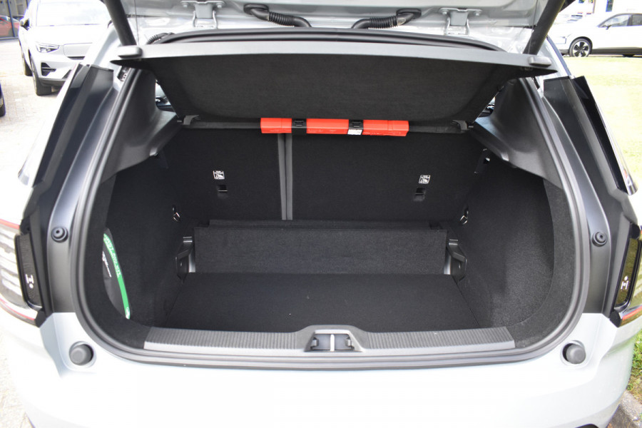 Volvo EX30 Single Motor Extended Range Plus 69 kWh | 6000,- korting | ACC | H&K | Blis | Camera |
