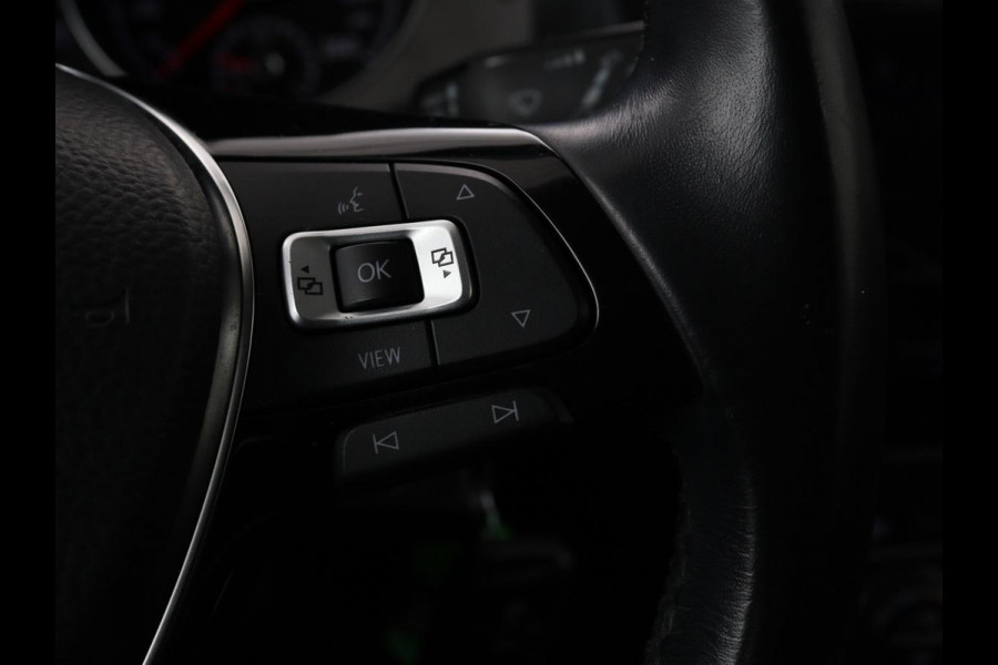 Volkswagen Golf 1.0 TSI Comfortline | 1e eigenaar | Carplay | Adaptive cruise | Navigatie | Climate control | Parkeerhulp | Bluetooth
