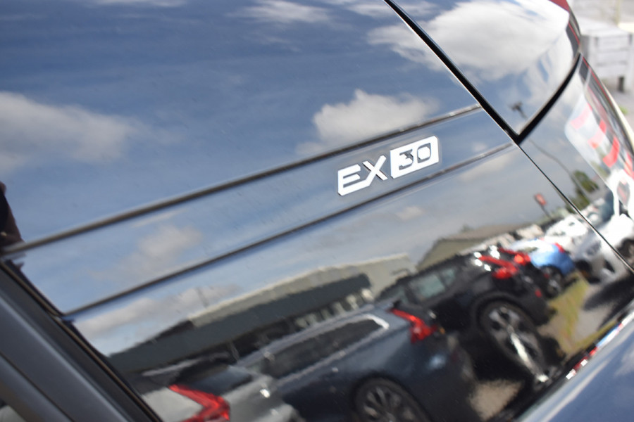 Volvo EX30 Single Motor Extended Range Core 69 kWh 6000,- korting | H&K | Camera | Blis | ACC | Climate