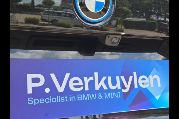 BMW X1 XDRIVE30E X-LINE I SPORTSTOELEN I LEDER I 20 INCH VELGEN I TREKHAAK I