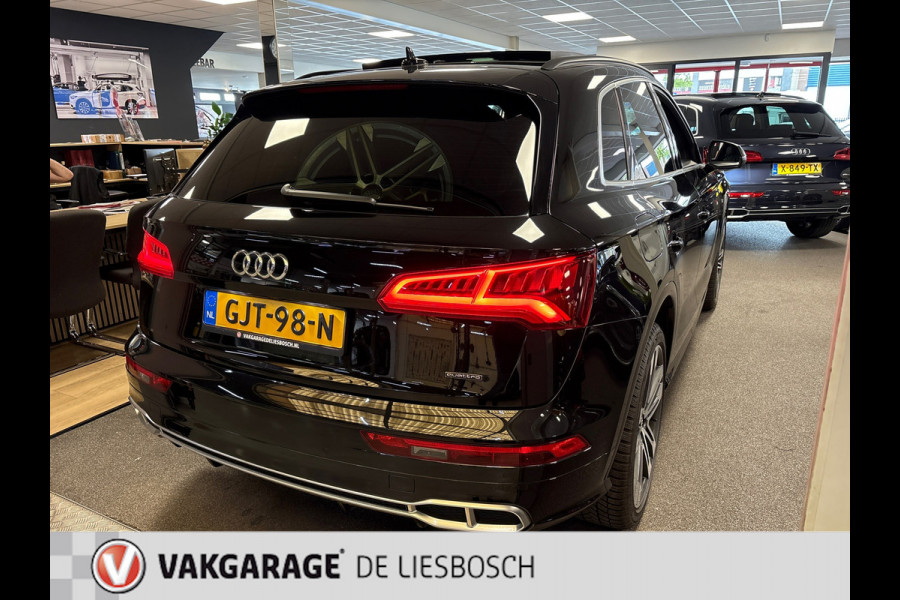Audi Q5 55 TFSI e quattro S-line / Panorama-dak / leder-alcantara / Led-matrix