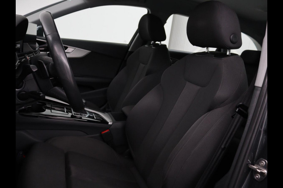 Audi A4 35 TFSI Launch Edition Business | 1e eigenaar | Dealer onderhouden | Trekhaak | Virtual Cockpit | Carplay | Navigatie | Full LED | Parkeerhulp | Climate control | Sportstoelen | Cruise control