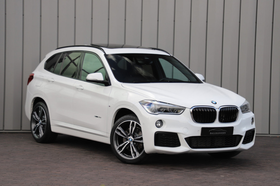 BMW X1 sDrive20i High Executive | Head-up | Keyles | Pano | Harman-kardon | Led | Leder | NL-auto | 2018.