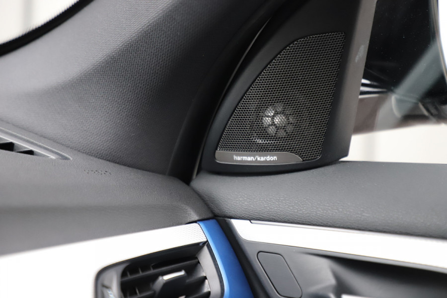 BMW X1 sDrive20i High Executive | Head-up | Keyles | Pano | Harman-kardon | Led | Leder | NL-auto | 2018.