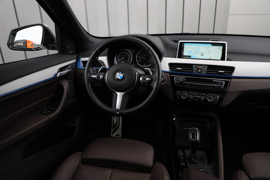 BMW X1 sDrive20i High Executive | Head-up | Keyles | Pano | Harman-kardon | Led | Leder | NL-auto | 2018.