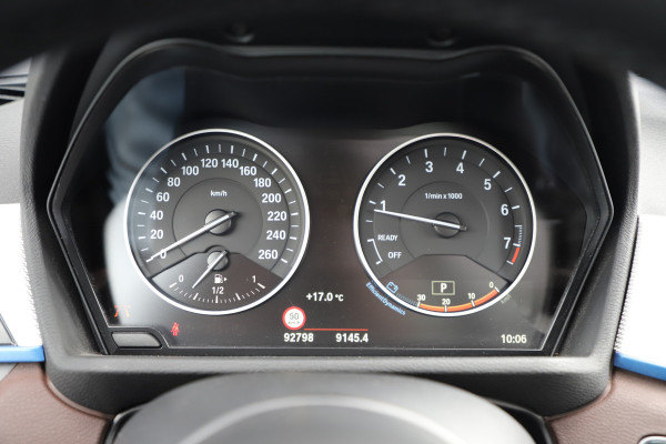 BMW X1 sDrive20i High Executive | Head-up | Keyles | Pano | Harman-kardon | Led | Leder | NL-auto | 2018.