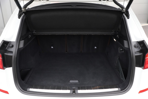 BMW X1 sDrive20i High Executive | Head-up | Keyles | Pano | Harman-kardon | Led | Leder | NL-auto | 2018.