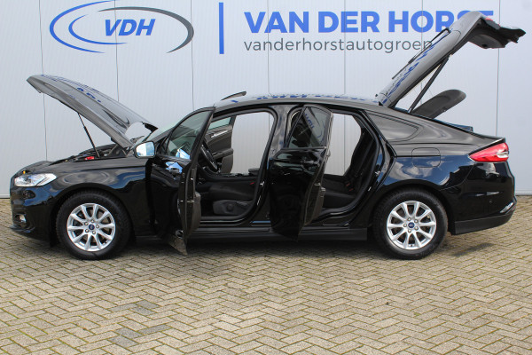 Ford Mondeo 1.5-165pk Business Edition. Het is genieten met deze fijne comfortabele Ford Mondeo ! Volautm. airco, navigatie, cruise cntrl, LM wielen, USB, keyless entry/keyless go, stoel- en voorraamverwarmw., parkeersensoren v+a, automatisch grootlicht, LED verl., etc.