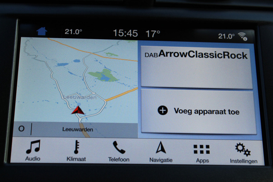 Ford Mondeo 1.5-165pk Business Edition. Het is genieten met deze fijne comfortabele Ford Mondeo ! Volautm. airco, navigatie, cruise cntrl, LM wielen, USB, keyless entry/keyless go, stoel- en voorraamverwarmw., parkeersensoren v+a, automatisch grootlicht, LED verl., etc.