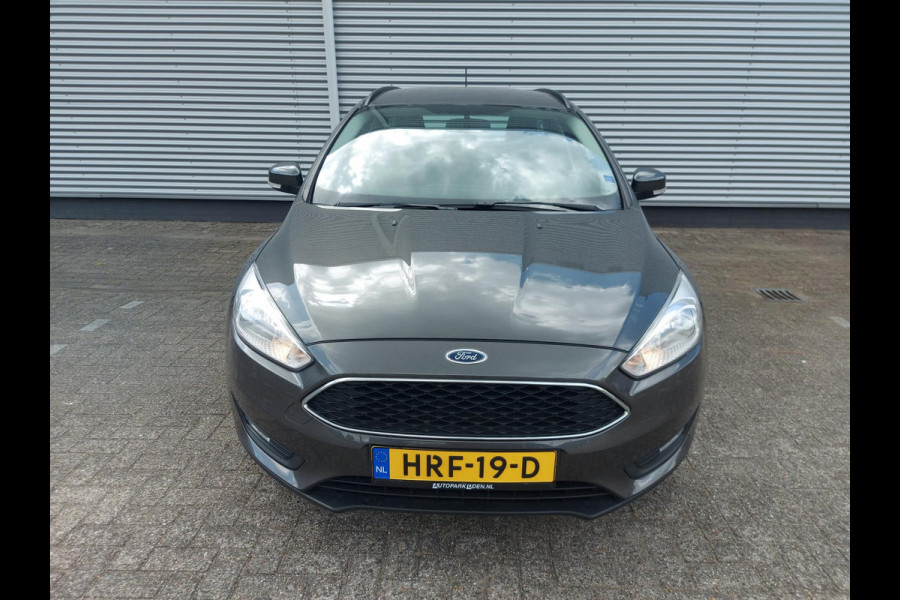Ford FOCUS Wagon 1.0 EcoBoost Trend Automaat,airco,cruise,navigatie,stoelverwarming,