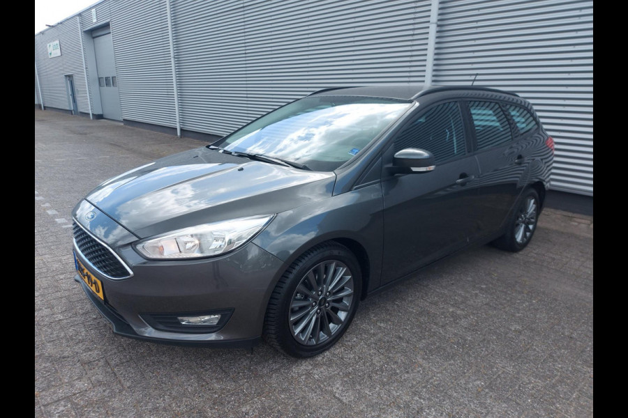Ford FOCUS Wagon 1.0 EcoBoost Trend Automaat,airco,cruise,navigatie,stoelverwarming,