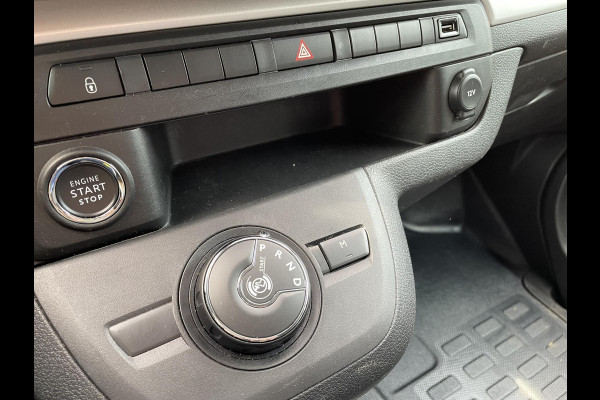 Opel Vivaro 145pk Automaat Dubbele Cabine L3H1 Navigatie Apple Carplay Cruise control Trekhaak
