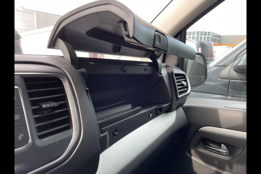 Opel Vivaro 145pk Automaat Dubbele Cabine L3H1 Navigatie Apple Carplay Cruise control Trekhaak