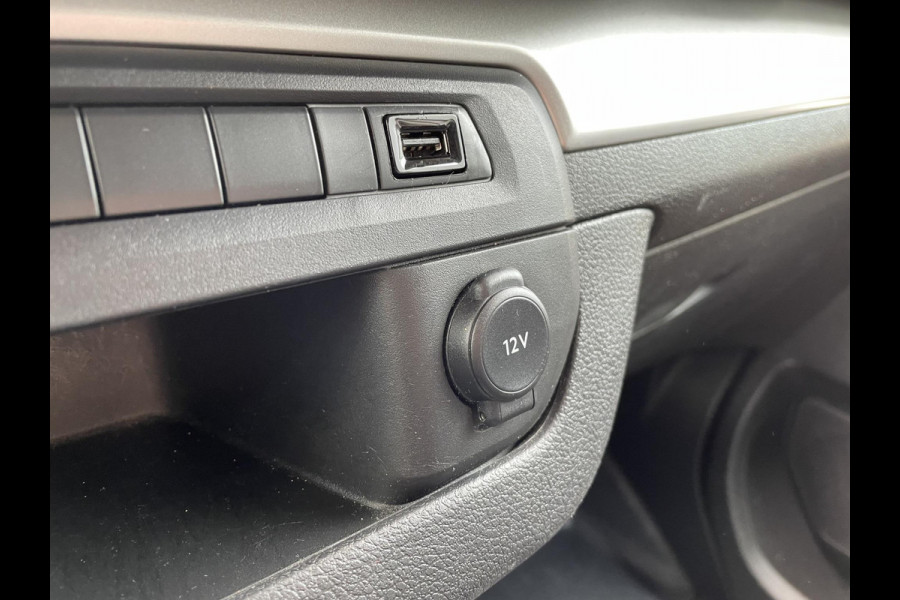 Opel Vivaro 145pk Automaat Dubbele Cabine L3H1 Navigatie Apple Carplay Cruise control Trekhaak