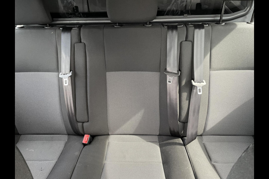 Opel Vivaro 145pk Automaat Dubbele Cabine L3H1 Navigatie Apple Carplay Cruise control Trekhaak