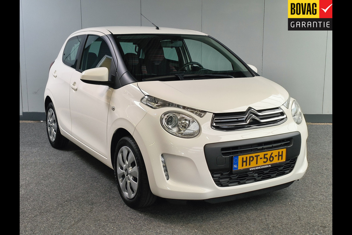 Citroën C1 1.0 VTi Feel + Apple/Android/Climate/Achteruitrijcamera Rijklaar + 12 maanden Bovag-garantie Henk Jongen Auto's in Helmond, al 50 jaar service zoals 't hoort! Citroën C1 1.0 VTi Feel + Apple/Android/Climate/Achteruitrijcamera Rijklaar + 12 maanden Bovag-garantie Henk Jongen Auto's in Helmond, al 50 jaar service zoals 't hoort!