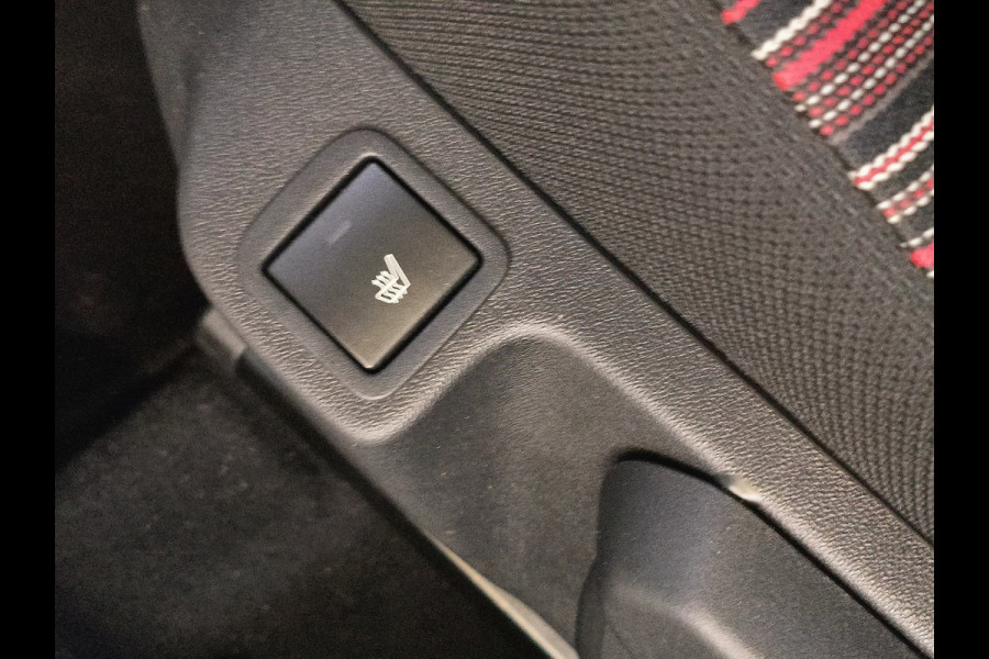 Citroën C1 1.0 VTi Feel + Apple/Android/Climate/Achteruitrijcamera Rijklaar + 12 maanden Bovag-garantie Henk Jongen Auto's in Helmond,  al 50 jaar service zoals 't hoort!