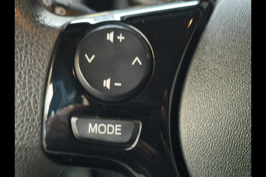 Citroën C1 1.0 VTi Feel + Apple/Android/Climate/Achteruitrijcamera Rijklaar + 12 maanden Bovag-garantie Henk Jongen Auto's in Helmond,  al 50 jaar service zoals 't hoort!
