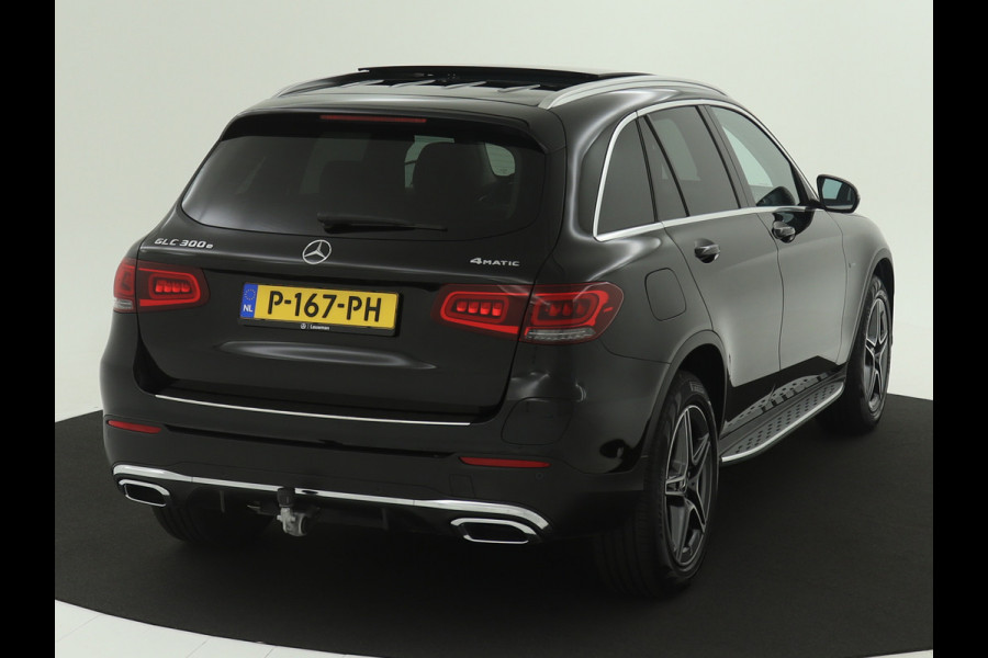 Mercedes-Benz GLC 300 e 4MATIC Business Solution AMG | Panoramadak | Lichtmetalen velgen | Navigatie | Parking support | camera achter | Inclusief 24 maanden MB Certified garantie voor Europa.