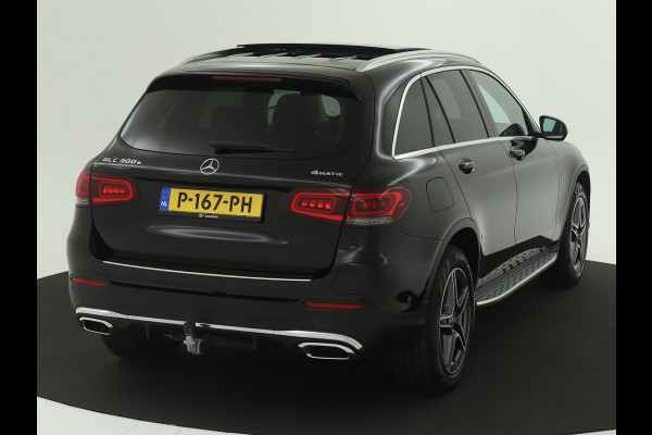 Mercedes-Benz GLC 300 e 4MATIC Business Solution AMG | Panoramadak | Lichtmetalen velgen | Navigatie | Parking support | camera achter | Inclusief 24 maanden MB Certified garantie voor Europa.