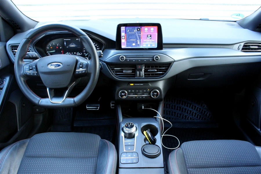 Ford Focus 1.5 EcoBoost ST-Line AUT PANO B&O HUD CARPLAY ACC STOELVW '19