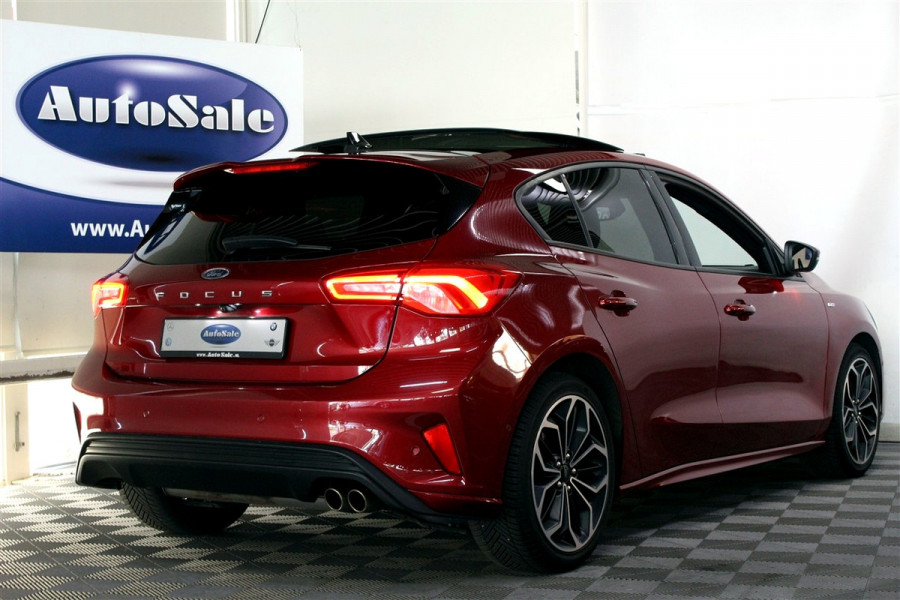 Ford Focus 1.5 EcoBoost ST-Line AUT PANO B&O HUD CARPLAY ACC STOELVW '19