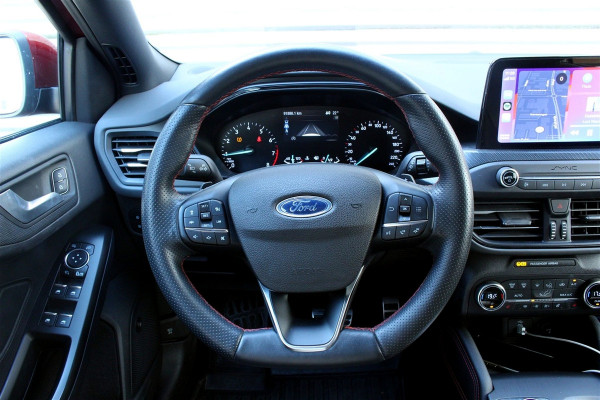 Ford Focus 1.5 EcoBoost ST-Line AUT PANO B&O HUD CARPLAY ACC STOELVW '19