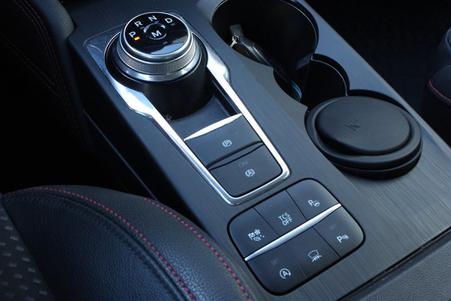 Ford Focus 1.5 EcoBoost ST-Line AUT PANO B&O HUD CARPLAY ACC STOELVW '19