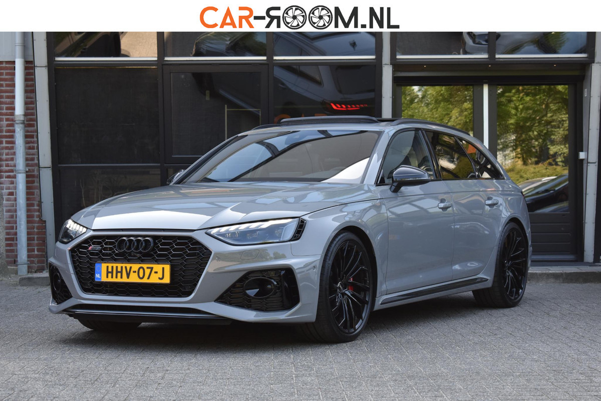 Audi A4 Avant 2.9 TFSI RS 4 quattro competition Pano 360Camera Nardo Audi A4 Avant 2.9 TFSI RS 4 quattro competition Pano 360Camera Nardo