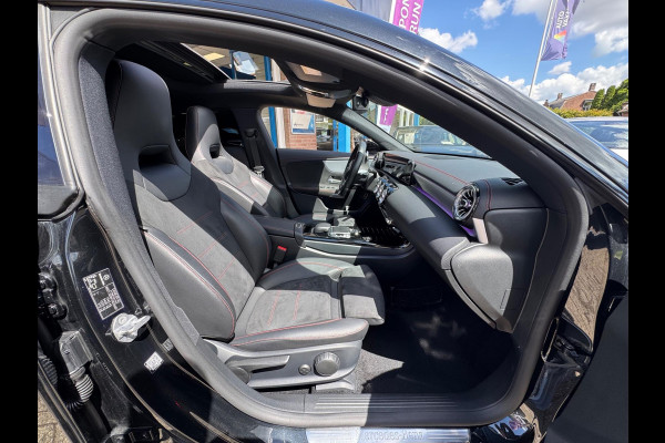 Mercedes-Benz CLA-Klasse 180 Business Solution AMG 2019 PANO