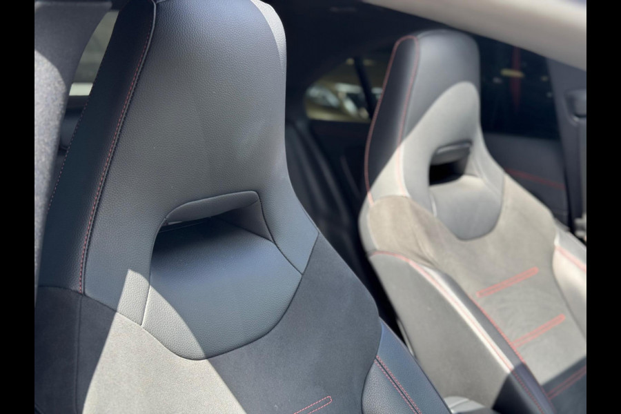 Mercedes-Benz CLA-Klasse 180 Business Solution AMG 2019 PANO
