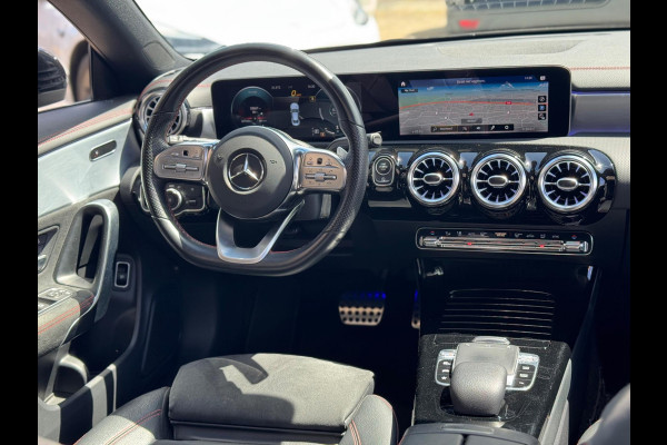 Mercedes-Benz CLA-Klasse 180 Business Solution AMG 2019 PANO