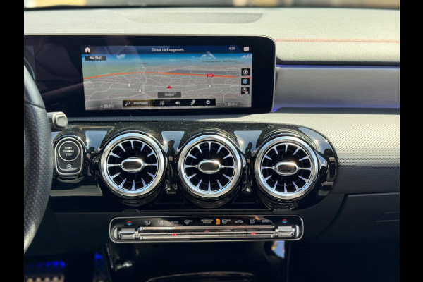 Mercedes-Benz CLA-Klasse 180 Business Solution AMG 2019 PANO