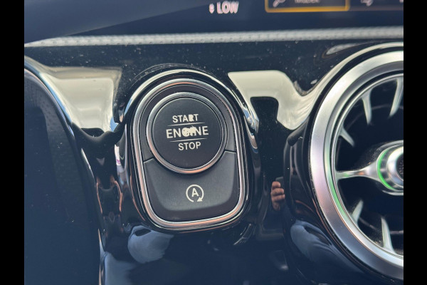 Mercedes-Benz CLA-Klasse 180 Business Solution AMG 2019 PANO