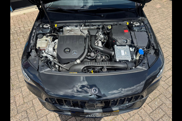 Mercedes-Benz CLA-Klasse 180 Business Solution AMG 2019 PANO