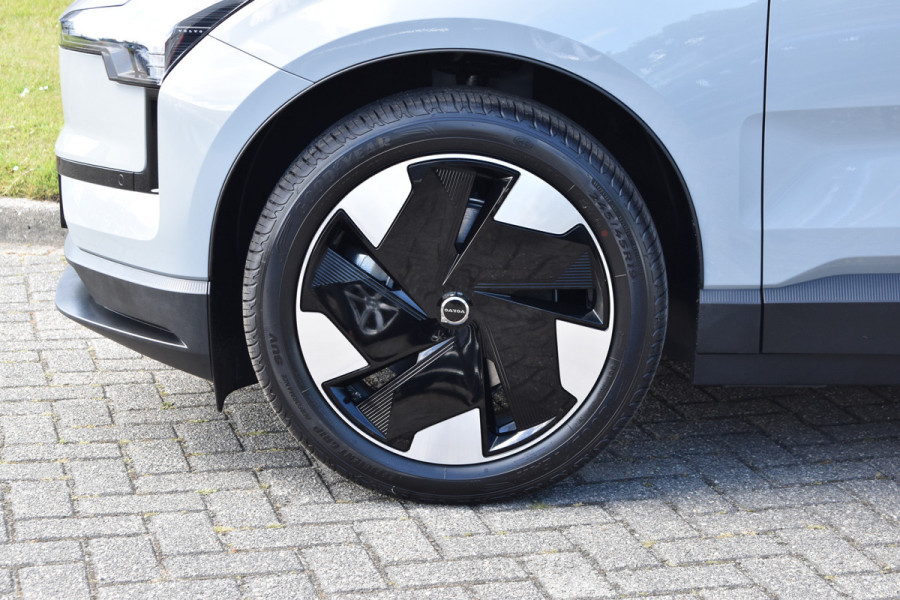 Volvo EX30 Single Motor Extended Range Plus 69 kWh EV Subsidie | H&K | Climate | Blis | ACC | Camera | 19"LMV