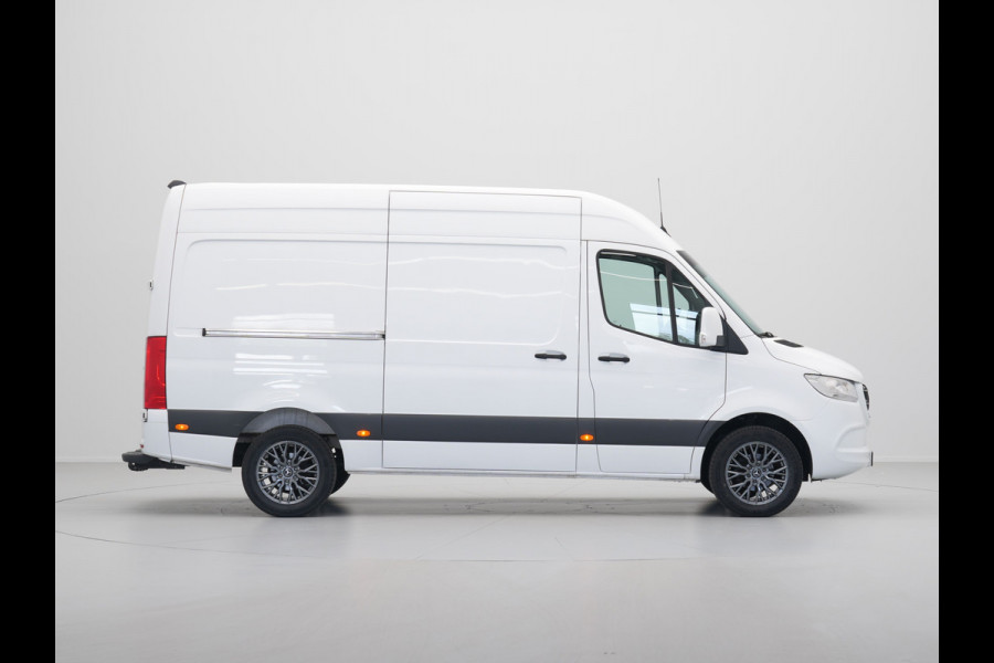 Mercedes-Benz Sprinter 311 2.2 CDI 115pk L2H2 Navigatie Camera Airco Cruise
