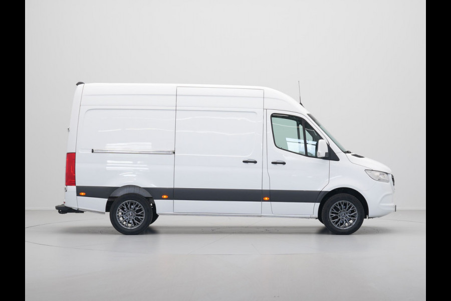 Mercedes-Benz Sprinter 311 2.2 CDI 115pk L2H2 Navigatie Camera Airco Cruise