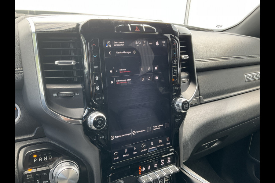Dodge Ram 1500 5.7 V8 4x4 Crew Cab Laramie Pano Full Navi SideSteps Trekhaak Luchtvering